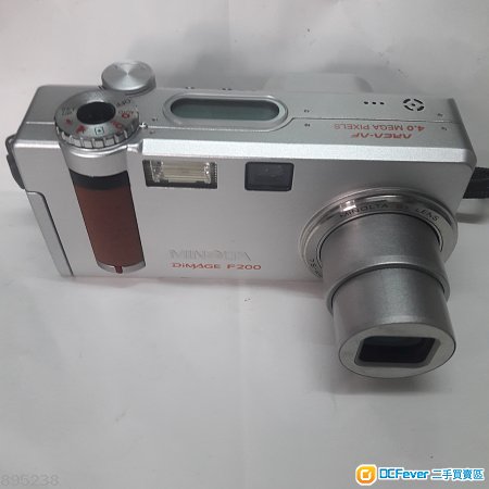 Minolta DiMAGE F200, 2.8大光圈,金屬機身,經典之作,光陰不再