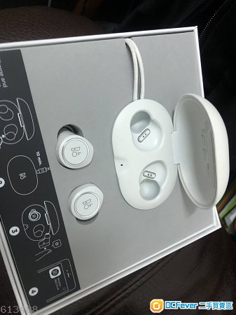 B&O Beoplay E8 真無線耳機 白色 95%新