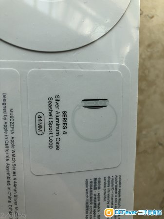Apple Watch Series 4 (GPS/ 44mm/ silver 白色) 全新-可屯門交收