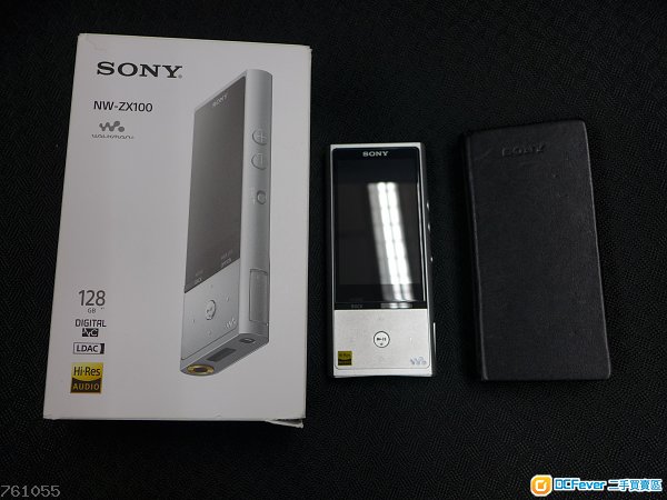 SONY NW-ZX100 Walkman with High-Resolution Audio銀色約7成新,連原裝皮套