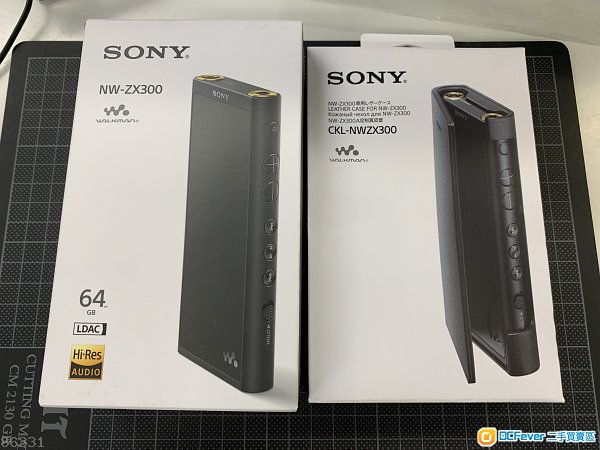 香港行貨 SONY NW ZX300 (64 GB) + 原裝皮套 CKL-NWZX300