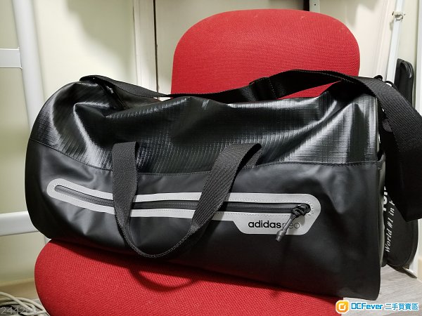 出售 100% new 全新adidas Neo Duffle bag 手