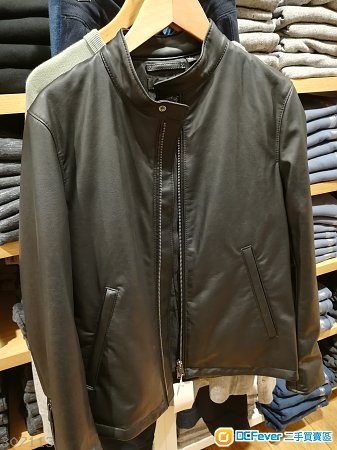 Uniqlo 仿皮褸