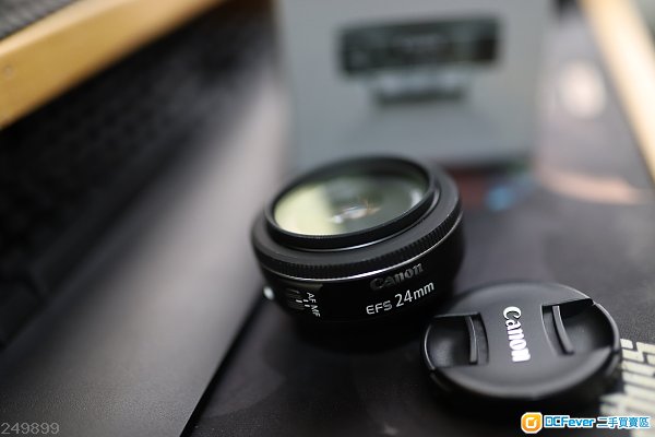 Canon EF-S 24mm f2.8 STM lens 98% new with Kenko MC UV filter