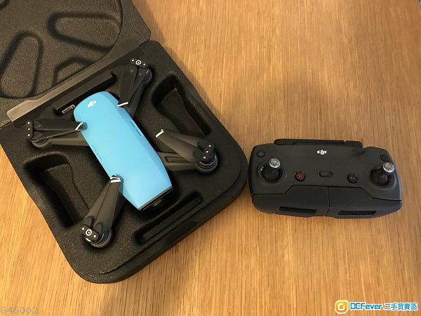 DJI spark 99%new 一電一控一機