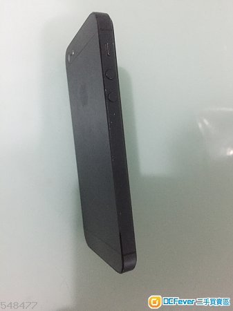 問題機:iphone 5 64G 太空灰 行貨 power鍵和音量-鍵不能操作