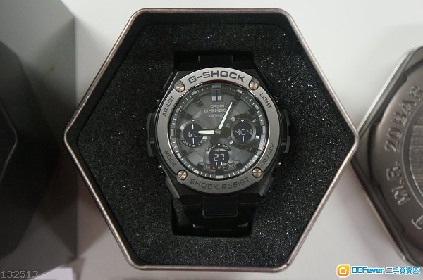 Casio G-Shock GST-S110BD-1BDR G-Steel (非Seiko, Citizen)