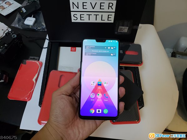 OnePlus 6 鏡黑 8+128 (送五個原裝保護殼)
