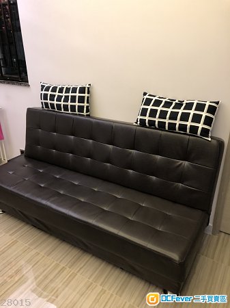 95%new 仿真皮黑色梳化床