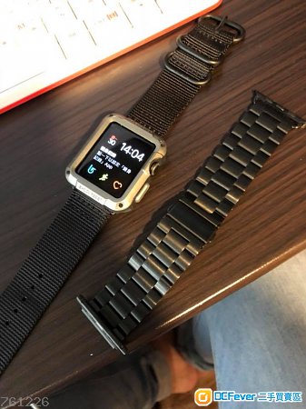 apple watch S1 黑 $800
