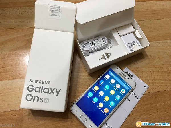 三星SM-G5700 雙咭雙待