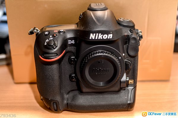 Nikon D4 ( 最後一減 )