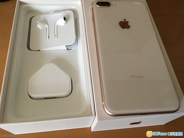 iphone 8 Plue 64GB Gold