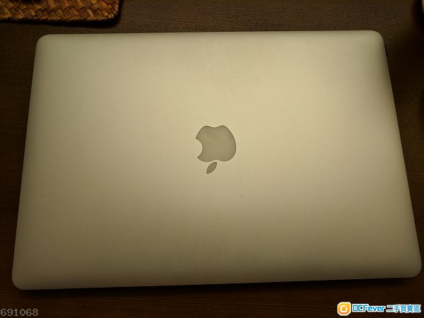 Macbook Pro 15 i7 16GB 512GB SSD 顶级配