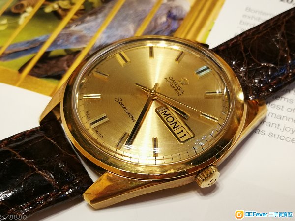 Omega seamaster 18k真正金錶含金量起碼兩萬 錶面拉絲唱片紋星期日曆盤都是金色 底蓋夠曬份量 not Seiko rolex