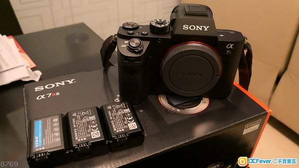 95% 行貨 new Sony A7r2 A7r II 連4電