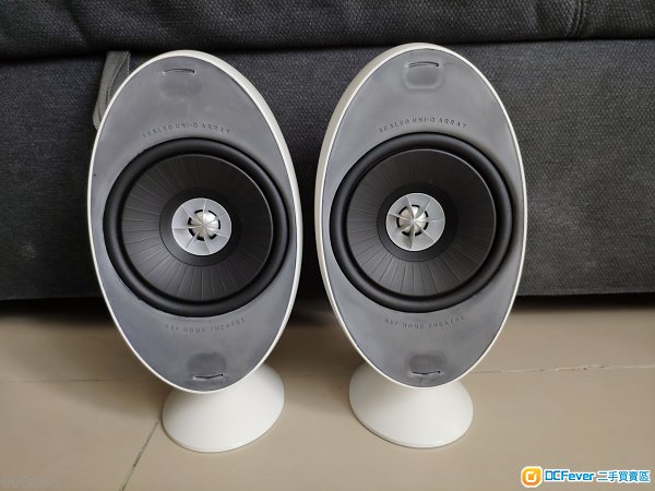 KEF HTS3001SE speakers 白色一對。