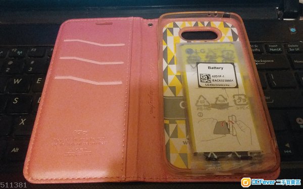 LG G5 brand-new original battery + used phone case