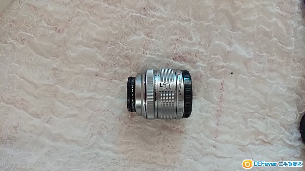 Olympus M.Zuiko Digital 14-42mm + 37mm UV Filter