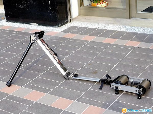 MINOURA FG220單車固定訓練台