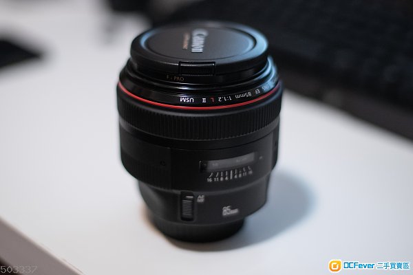 Canon EF 85mm f/1.2 L II USM & B+W filter