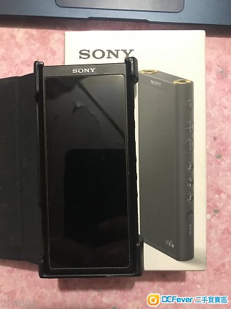 Sony Zx300 細黑磚64G有皮套保用至2019年7月己用300小時