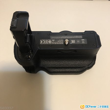 Sony a7ii a7sii a7rii 直到手柄 (VG-C2EM) + 2 Powersmart 電 (NP-FW50)