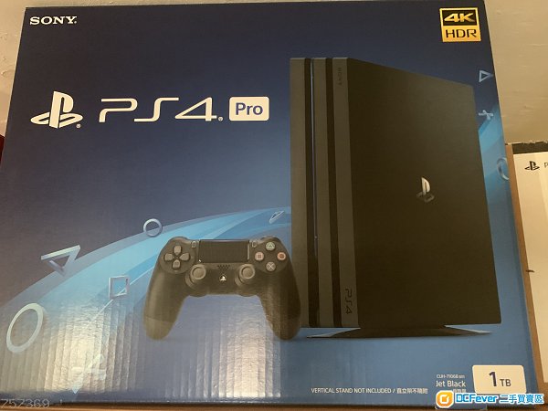 Ps4 pro 9成新