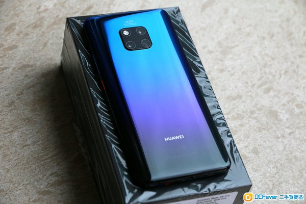 99.9% 新 HUAWEI Mate 20 Pro 8 + 256 極光色 csl行貨 有保養 mate20