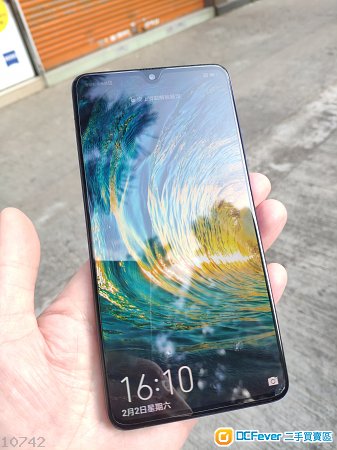 Huawei 旗艦 Mate 20X