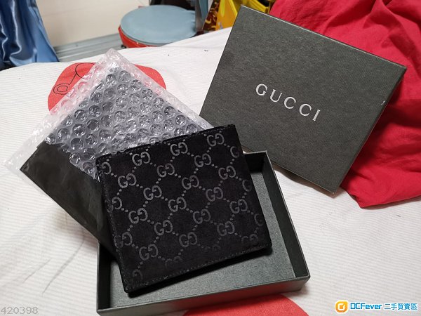 GUCCI 銀包,絨面,朋友送日本購入,無單,實物如圖,無用過,$1500.荃灣交收。