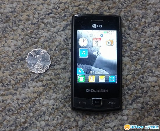 LG P525 雙SIM咭彩色手機,可影相,藍牙,上網