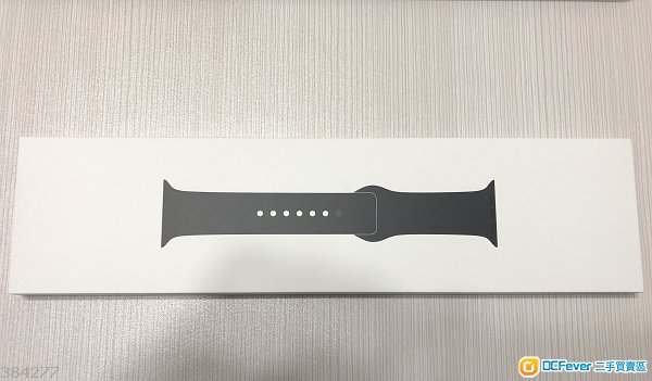 放 全新 APPLE WATCH S4 44MM 黑色運動型錶帶 $320 或 換 黑色運動型手環
