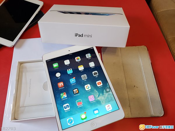 Ipad mini 2 LTE 4G + wifi 16gb white ZP 行貨