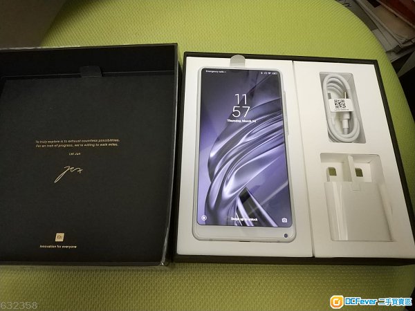 小米行貨Mix2s白色有保養(6GB RAM+128GB)