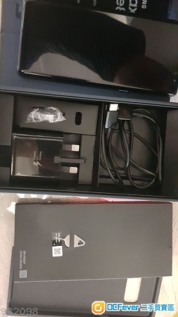 note8藍色128g港行98%新,mon有一个非常細黑點