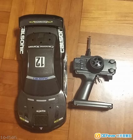 1/10搖控車壳連Futaba搖控發射器