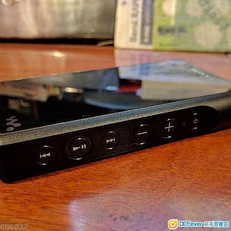 售Sony wm1a 新淨黑磚(行貨長保養)