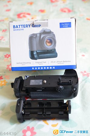 Nikon D7000 副廠直倒 Battery Grip (不是原廠MB-D11)