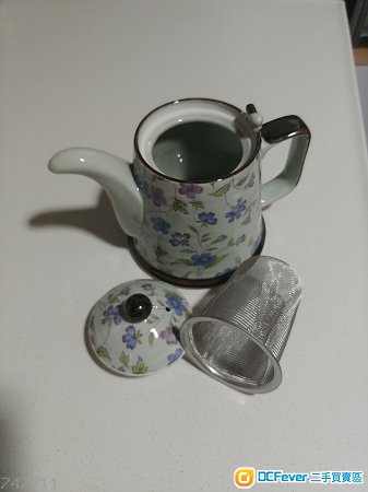 日本小型陶瓷茶壺