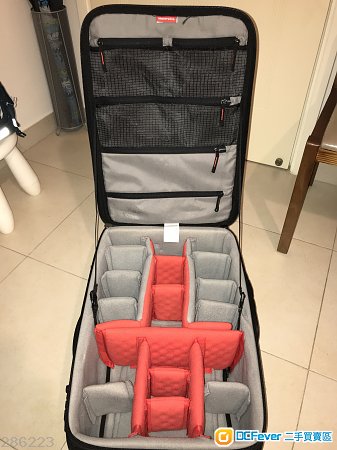 Manfrotto Pro Light Reloader-55 camera roller bag for DSLR/camcorder