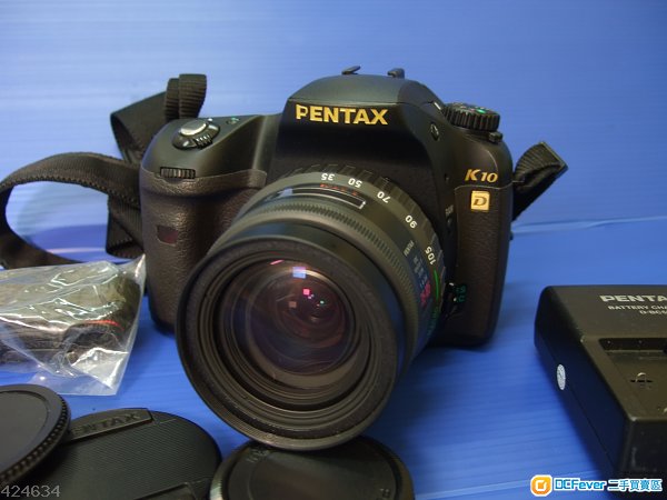 Pentax K10D Grand Prix CCD + 35-105mm Lens 95% New