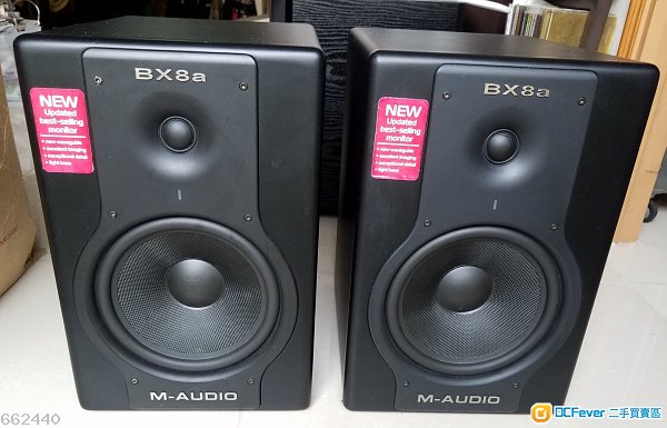 M-Audio BX8a speakers高級有源喇叭 一對 (壞)