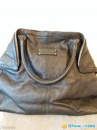 Alexander Mcqueen 黑色真皮大袋 Real 跟塵袋