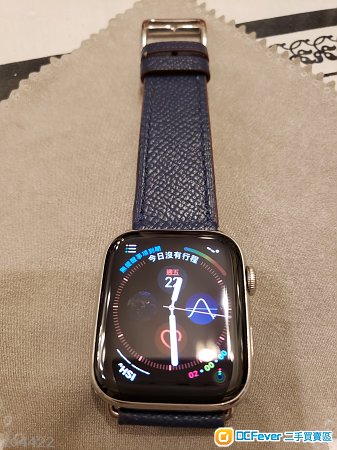 Apple watch series 4 銀色不锈鋼44mm LTE + airpod
