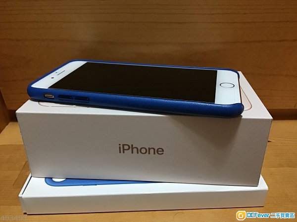 iPhone 8 Plus 金色 256Gb (跟Apple皮Case)