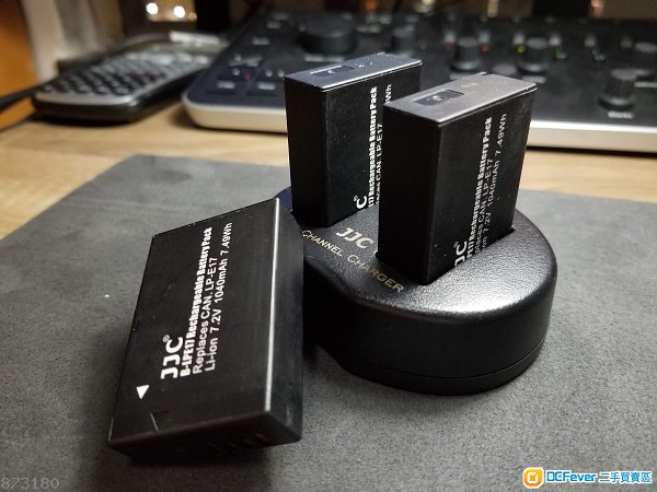 JJC LP-E17 三粒 連雙充頭 可用尿袋充M6 M3 M50 RP 77D 800D 760D