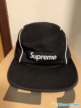 賣Supreme帽子,購自東京原宿專門店