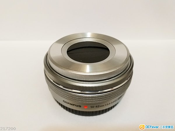 Olympus M.ZUIKO 14-42mm F3.5-5.6 EZ