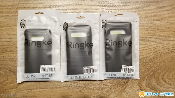 Ringke Onyx Case for Samsung S10e / S10 / S10 Plus (Black).